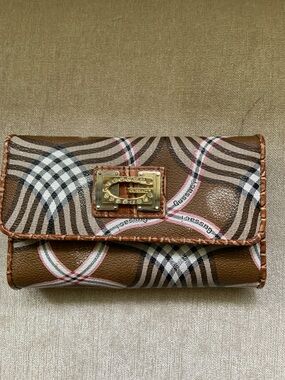 GUSSACI Brown Patterned Clutch Wallet with Gold Accent